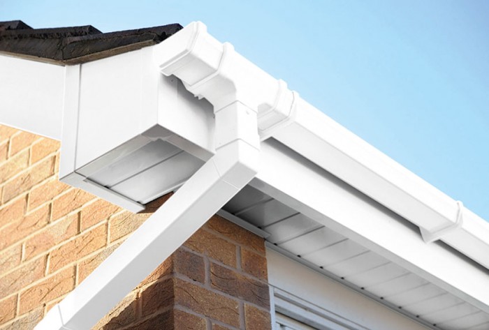 We professionally install upvc fascias and soffits to domestic and commercial properties across Dorset and Hampshire, at low prices and exceptional standards.